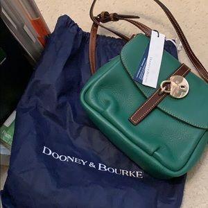 Dooney ans Bourke purse